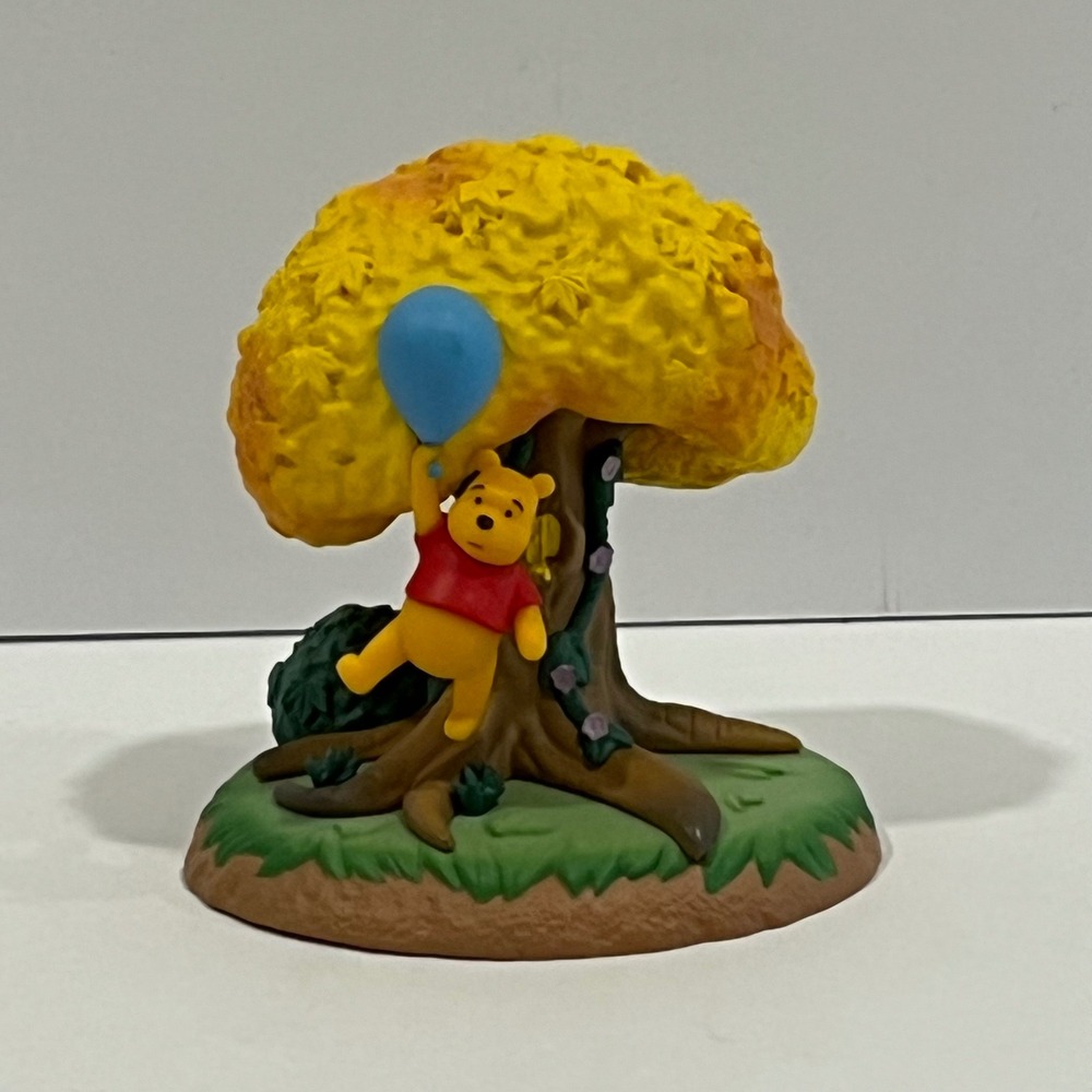 Tokyo Disneyland Winnie the Pooh Hunny Hunt Tree Figurine Blue Balloon Disney